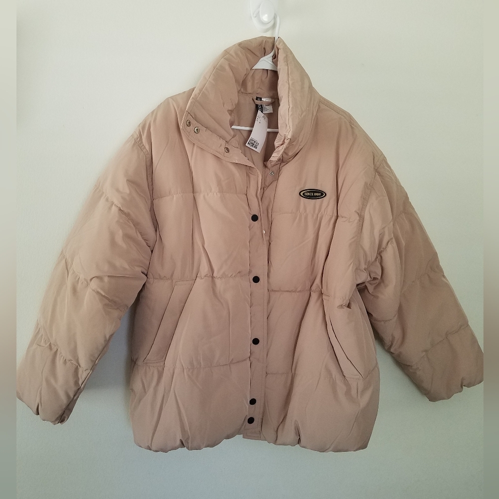 NWT H&M Puffer Coat Button Down Beige Size Large